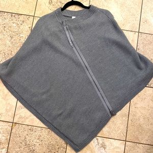 Lululemon gray poncho